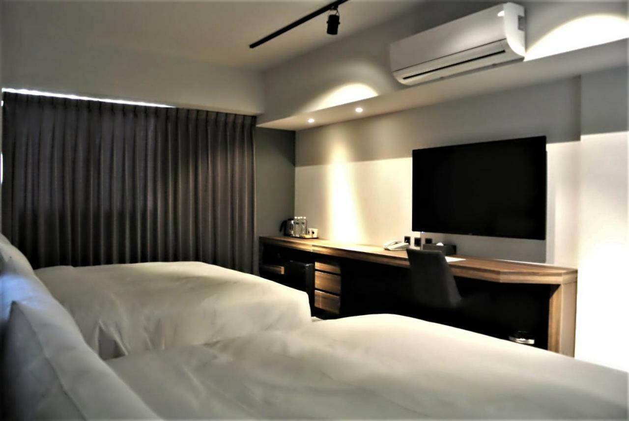 Doudian Ddinn Hotel Тайчжун Экстерьер фото